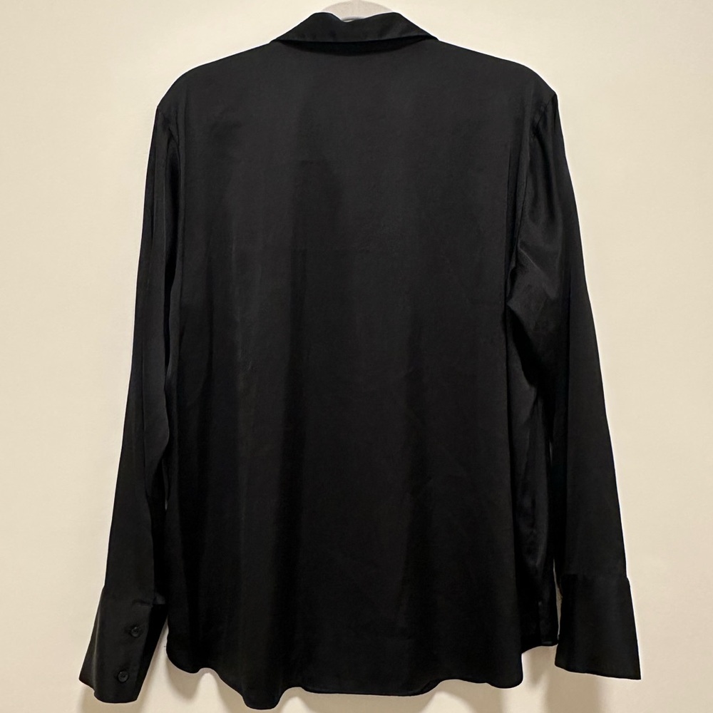 Abercrombie & Fitch Long-Sleeve Satin Button-Up Shirt - Picture 12 of 13